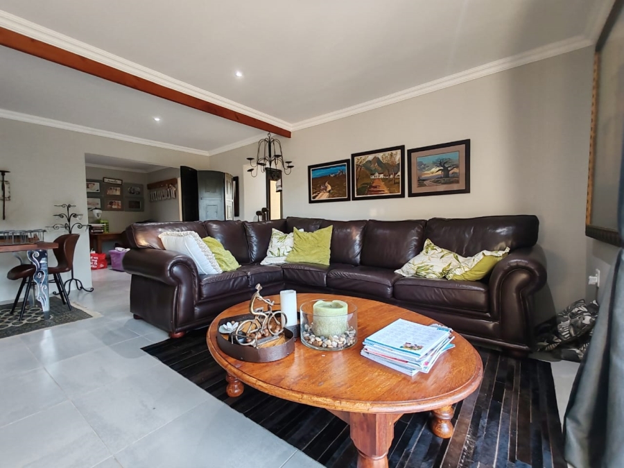 Commercial Property for Sale in Colleen Glen Eastern Cape